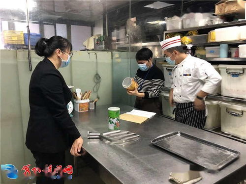 八步區市場監督管理局多措并舉筑牢“兩會”期間餐飲食品安全防線